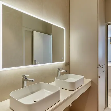 Apartment Exceptionnel Avec Parking Centre-ville
